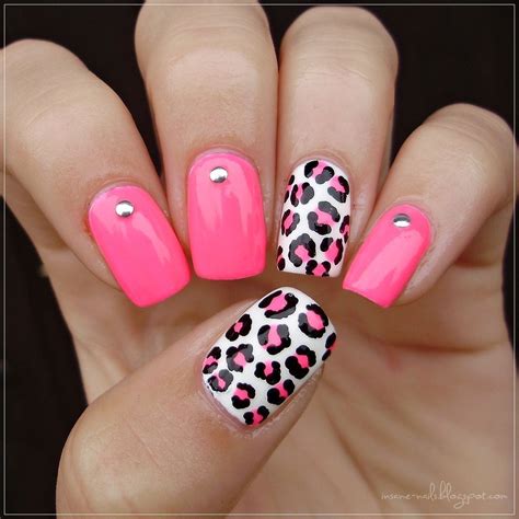 hot pink leopard print nails